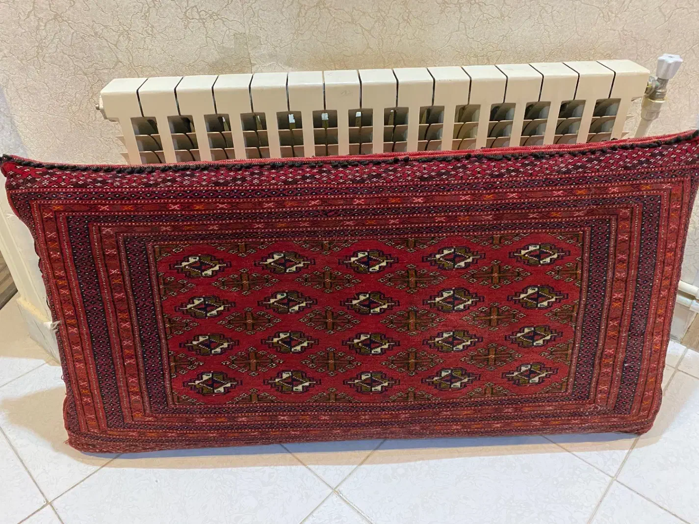 پشتی دستباف|پشتی|مشهد, هنرستان|دیوار