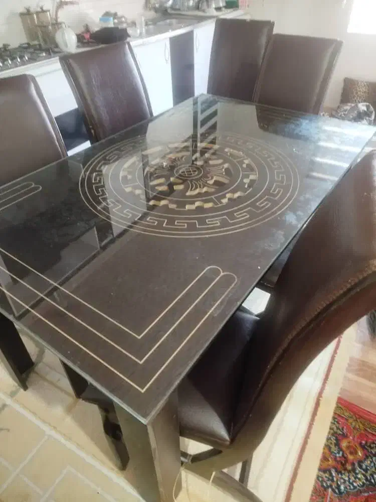 میزصندلی در حد نو|میز و صندلی غذاخوری|آبدانان, |دیوار