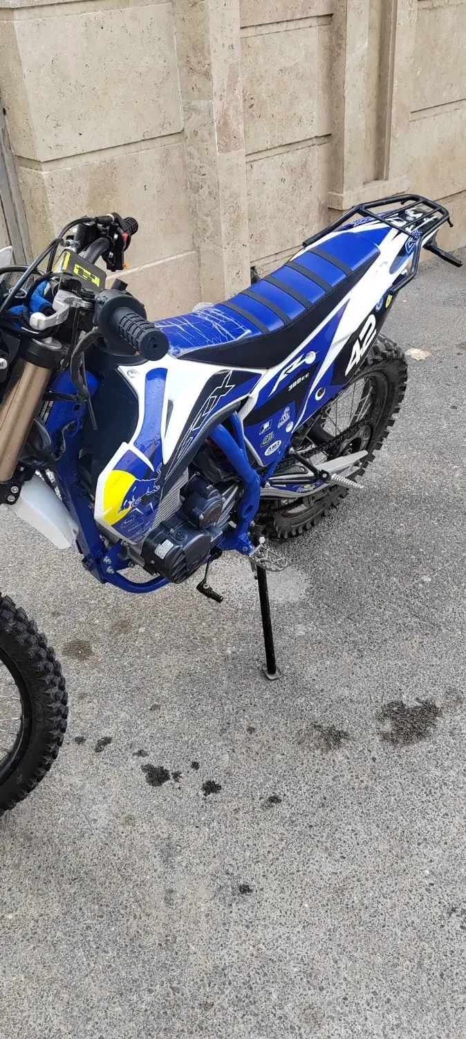 سی آر ایکس 300|موتورسیکلت|بهشهر, |دیوار