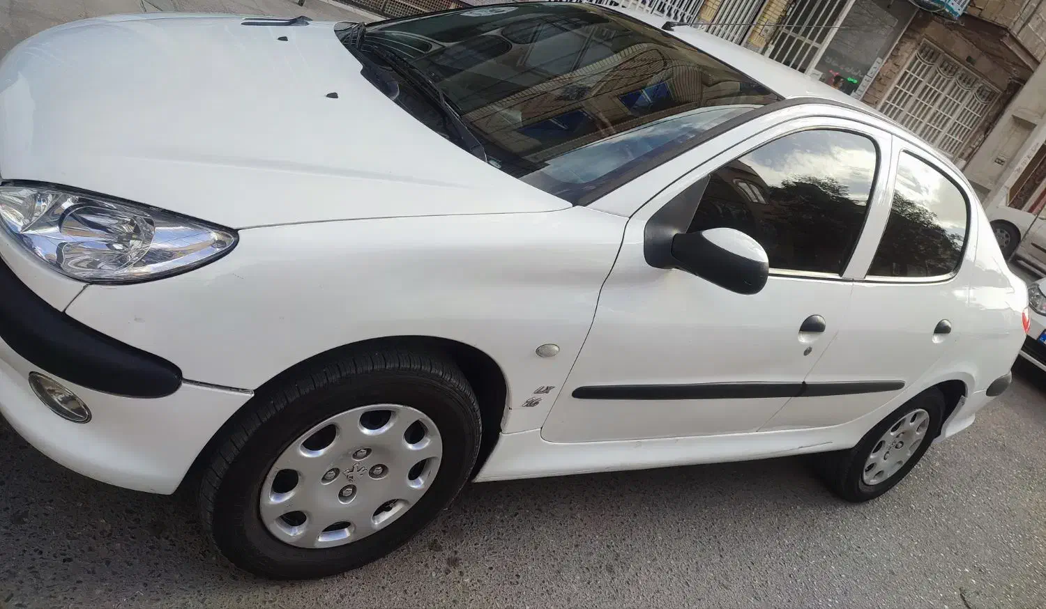 206v8tuf|خودرو سواری و وانت|قم, انصار‌الحسین|دیوار