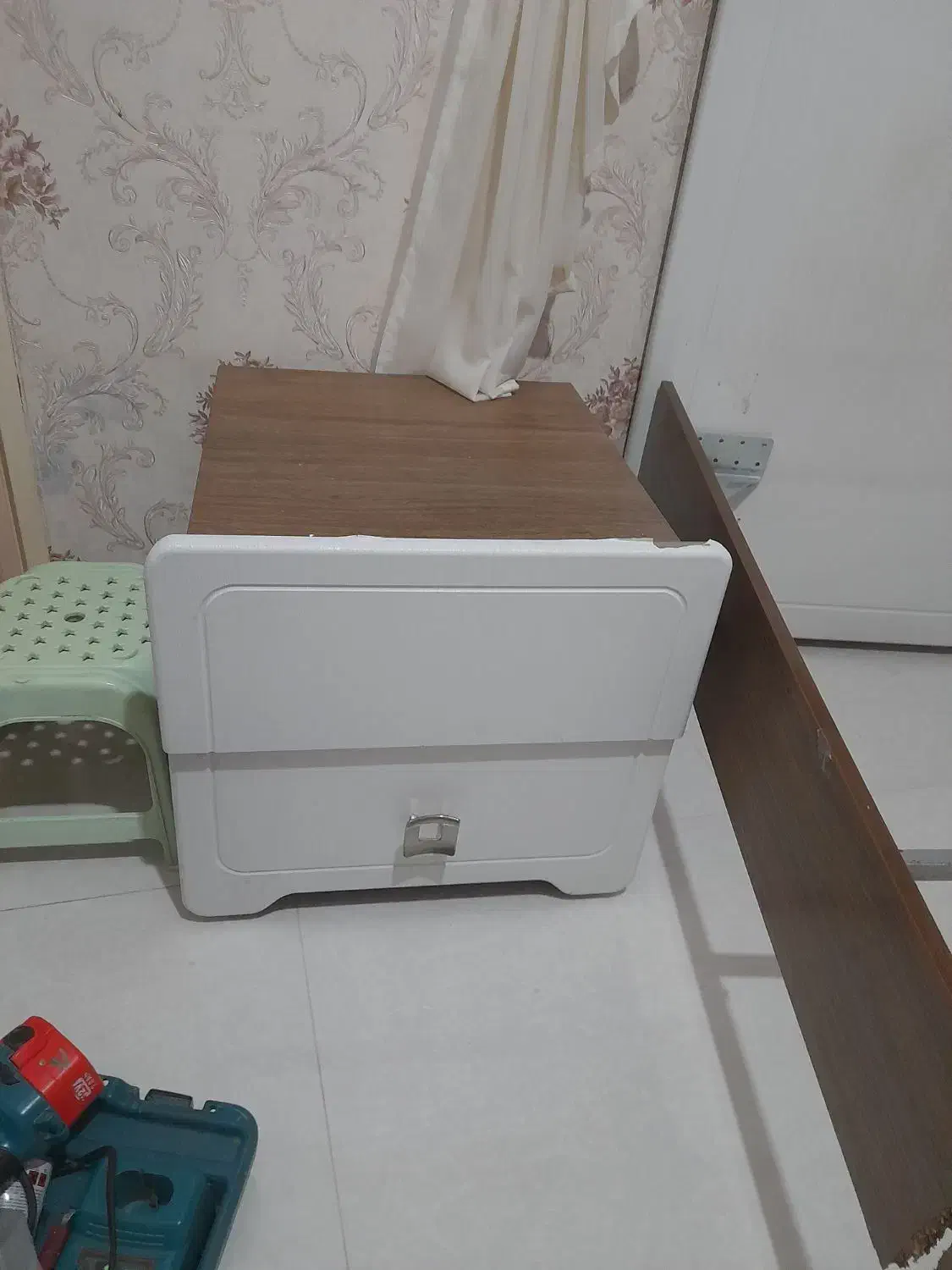 کتابخانه.آینه.پاتختی|مبلمان خانگی و میز عسلی|اراک, |دیوار