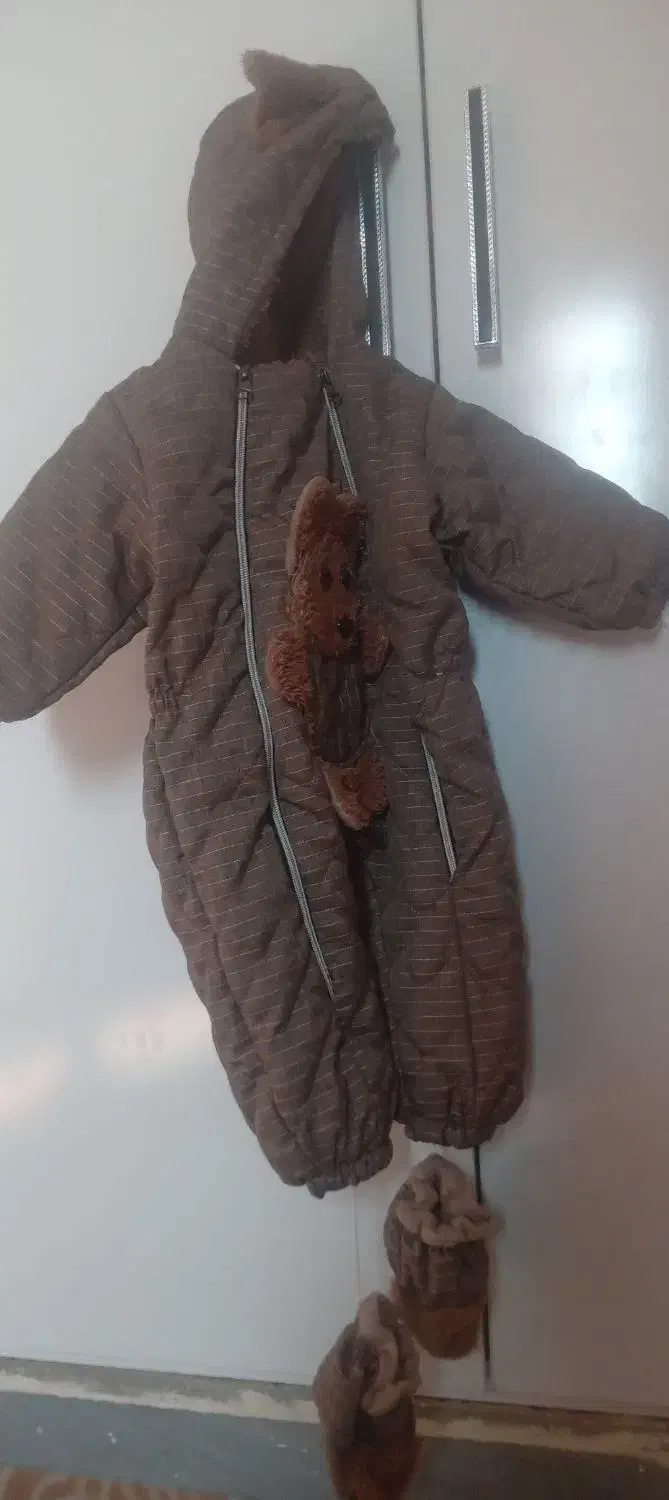 لباس بچه|لباس|مسجد سلیمان, |دیوار