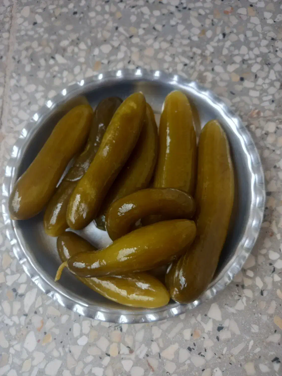 خوردنی|خوردنی و آشامیدنی|صدرا-فارس, فاز ۱|دیوار