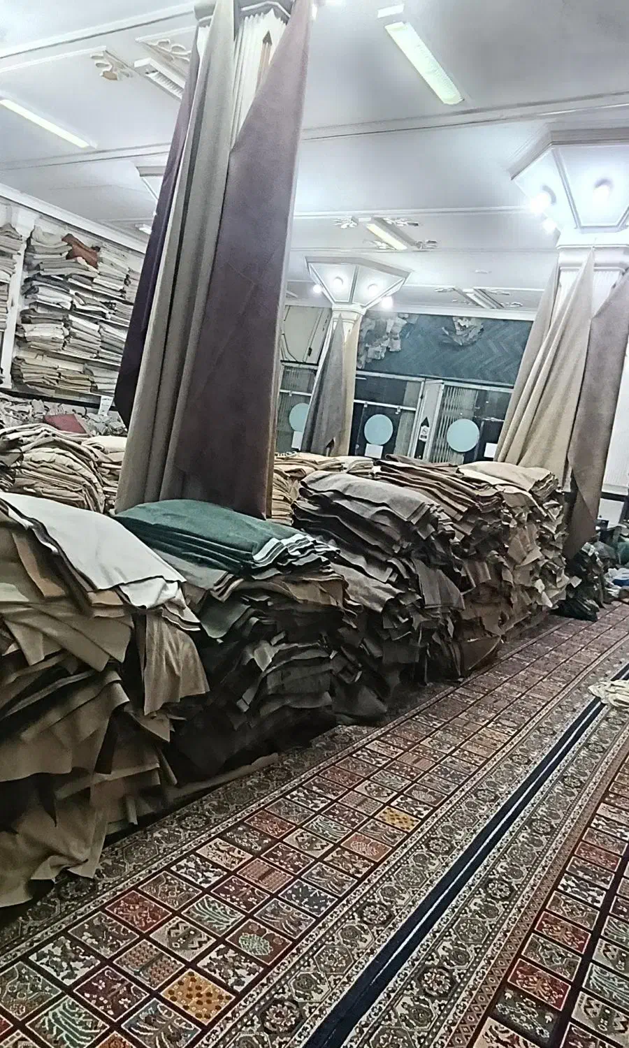 حراج هزاران متر پارچه به صورت کیلویی|لباس|زاهدان, |دیوار