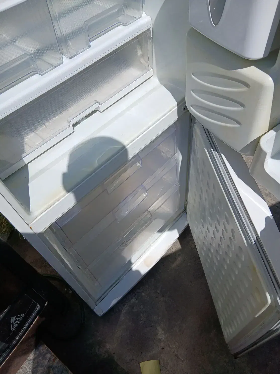 یخچال و فریزر (نیم فریزر) سینجر|یخچال و فریزر|زرگرشهر, |دیوار