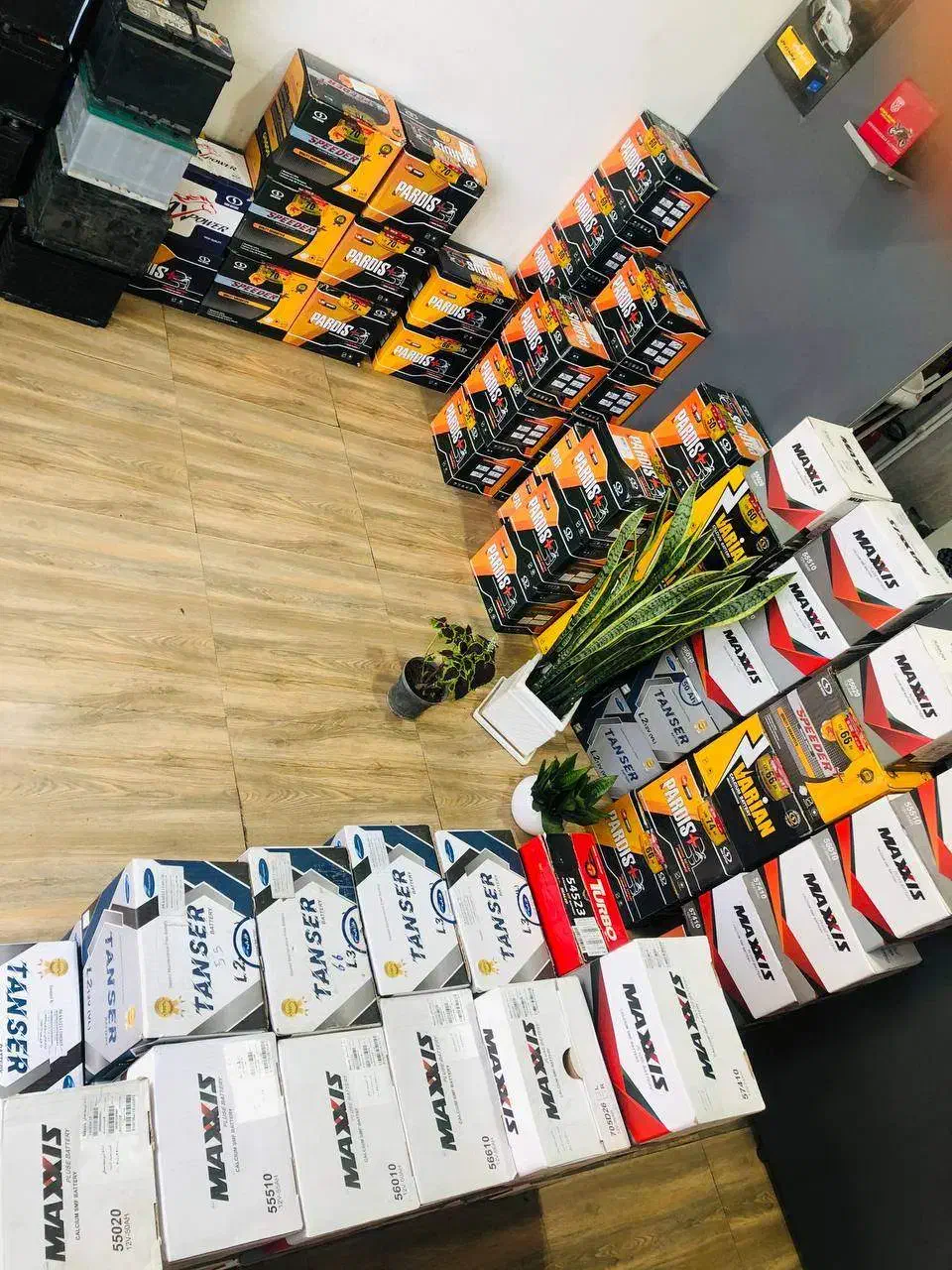 باتریخودروباطریماشینوموتورنصبدرمحل|قطعات یدکی و لوازم جانبی|تهران, دروس|دیوار