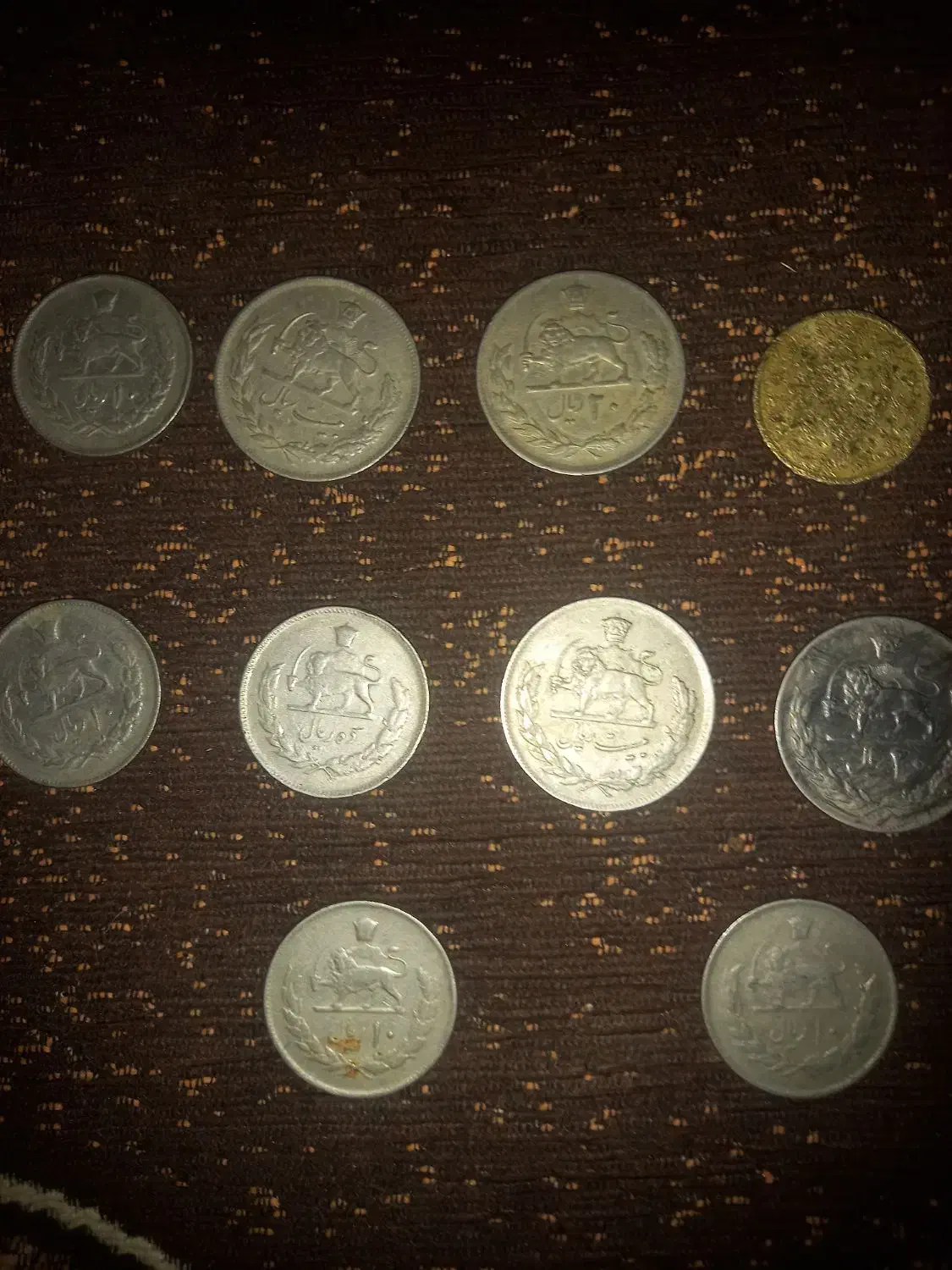 سکه ۱۰ریالی ۲۰ ریالی|کلکسیون سکه، تمبر، اسکناس|گنبکی, |دیوار