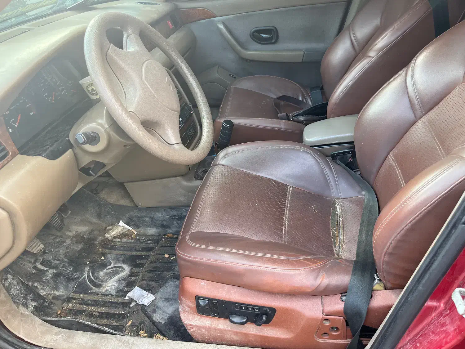 مدل 82 سقف و شاسی ها پلمپ بیشتر ماشین فابریک|خودرو سواری و وانت|بندرعباس, |دیوار