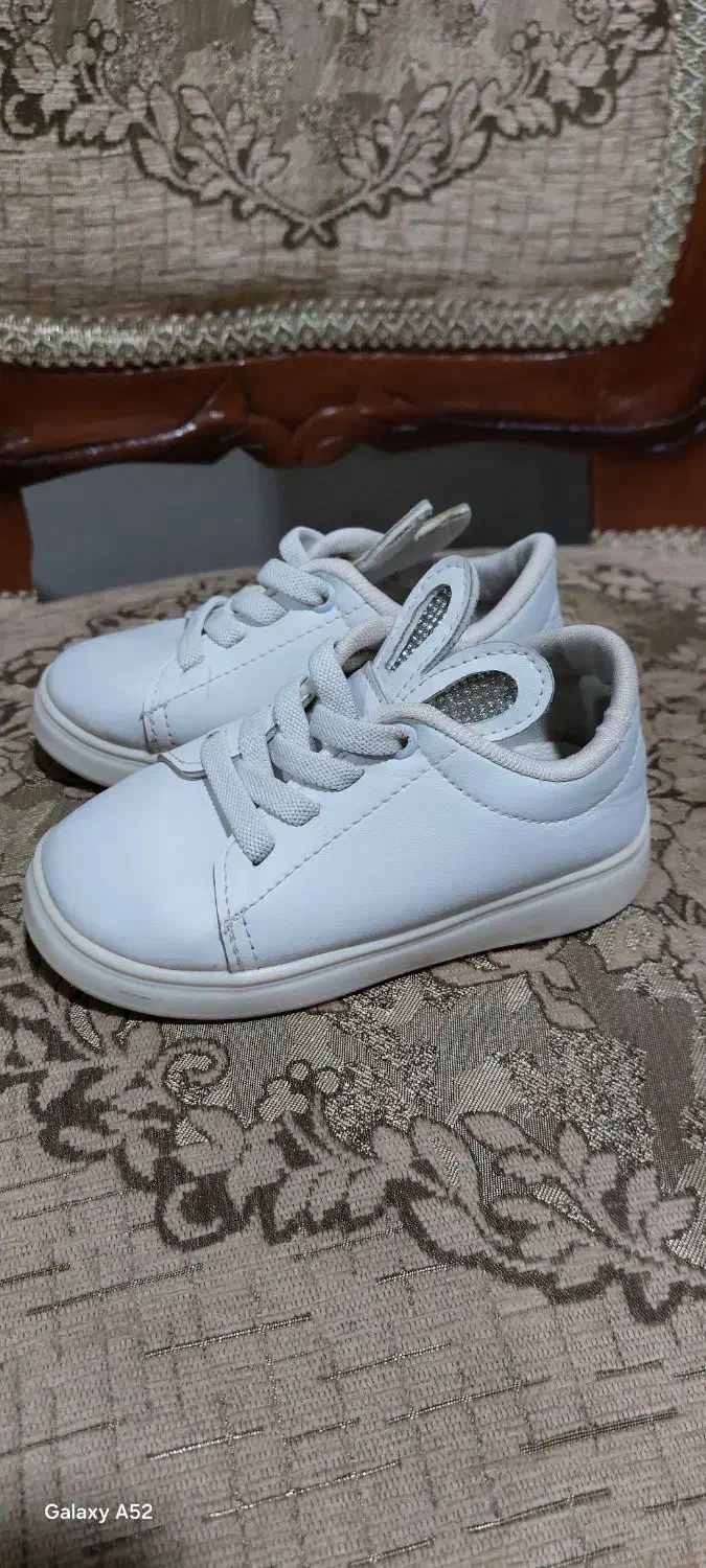 کتونی بچگونه و بوت|کیف، کفش، کمربند|آستارا, |دیوار