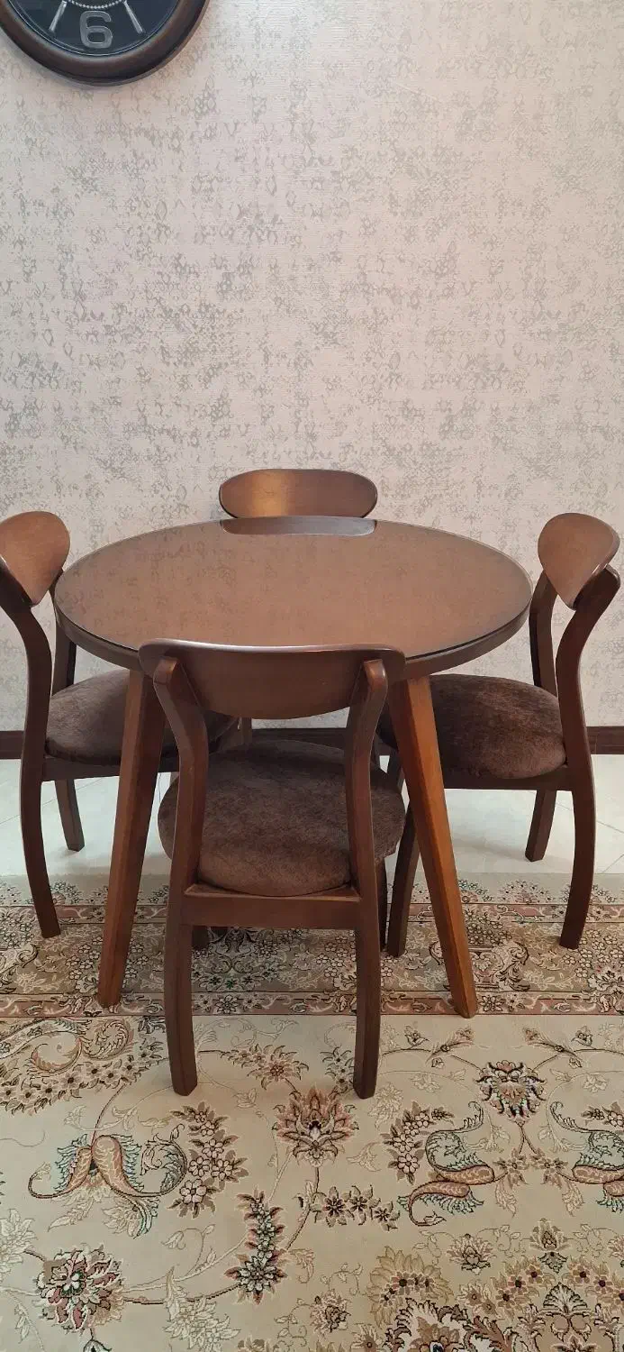 میز ناهار خوری گرد چهارنفره|میز و صندلی غذاخوری|مشهد, الهیه|دیوار