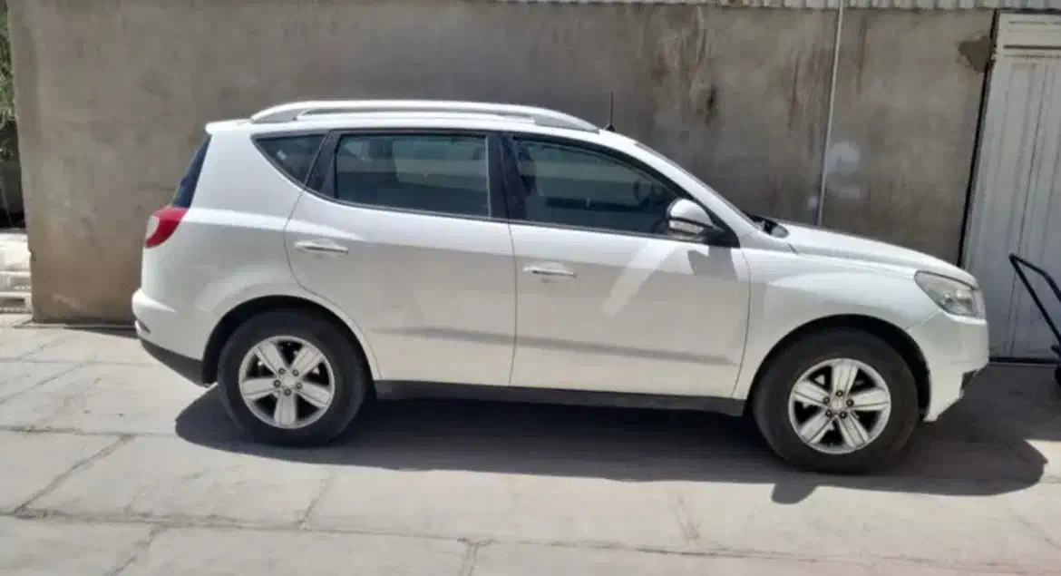 جیلی امگراند ۷ شاسی بلند۲۰۱۴|خودرو سواری و وانت|تهران, فردوس|دیوار