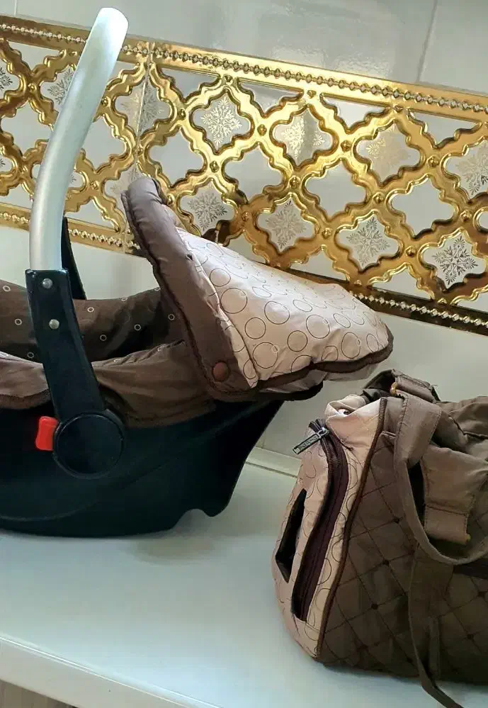 کریر وکیف نوزاد|کالسکه و لوازم جانبی|یاسوج, |دیوار