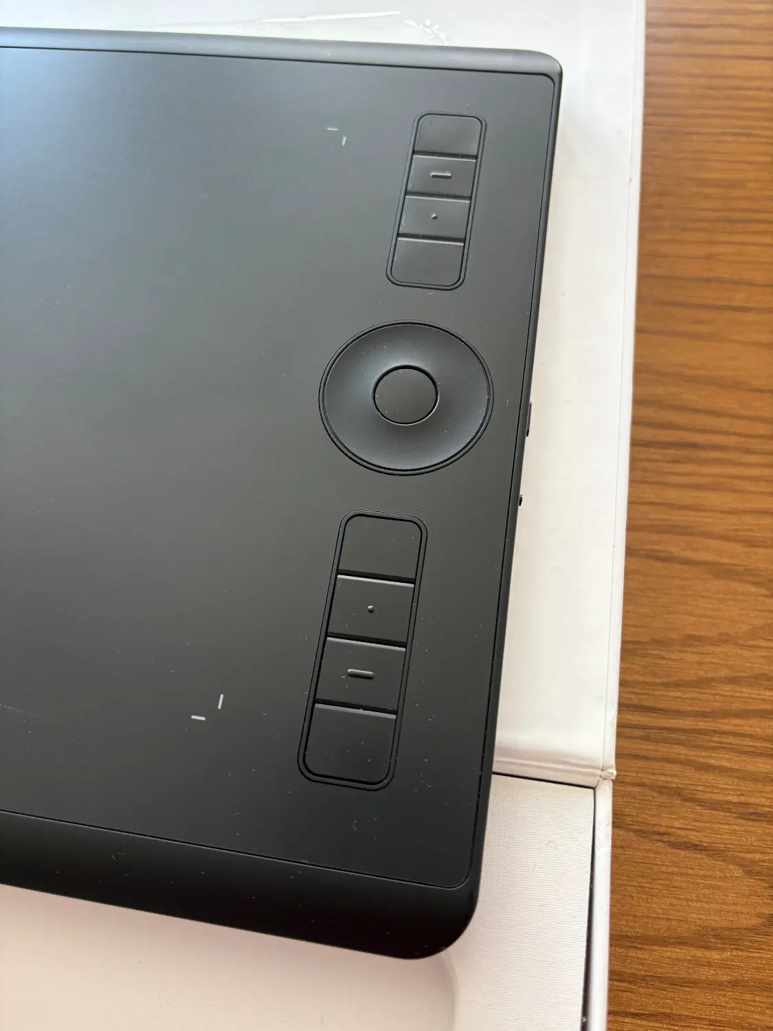 قلم نوری وکام وکوم Wacom Intuos Pro medium|قطعات و لوازم جانبی رایانه|تهران, مجیدآباد|دیوار