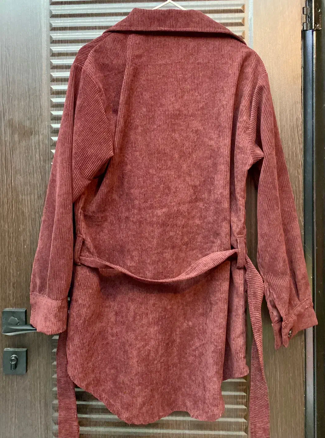 دو عدد ترنج کت سایز ۴۰|لباس|ساری, |دیوار