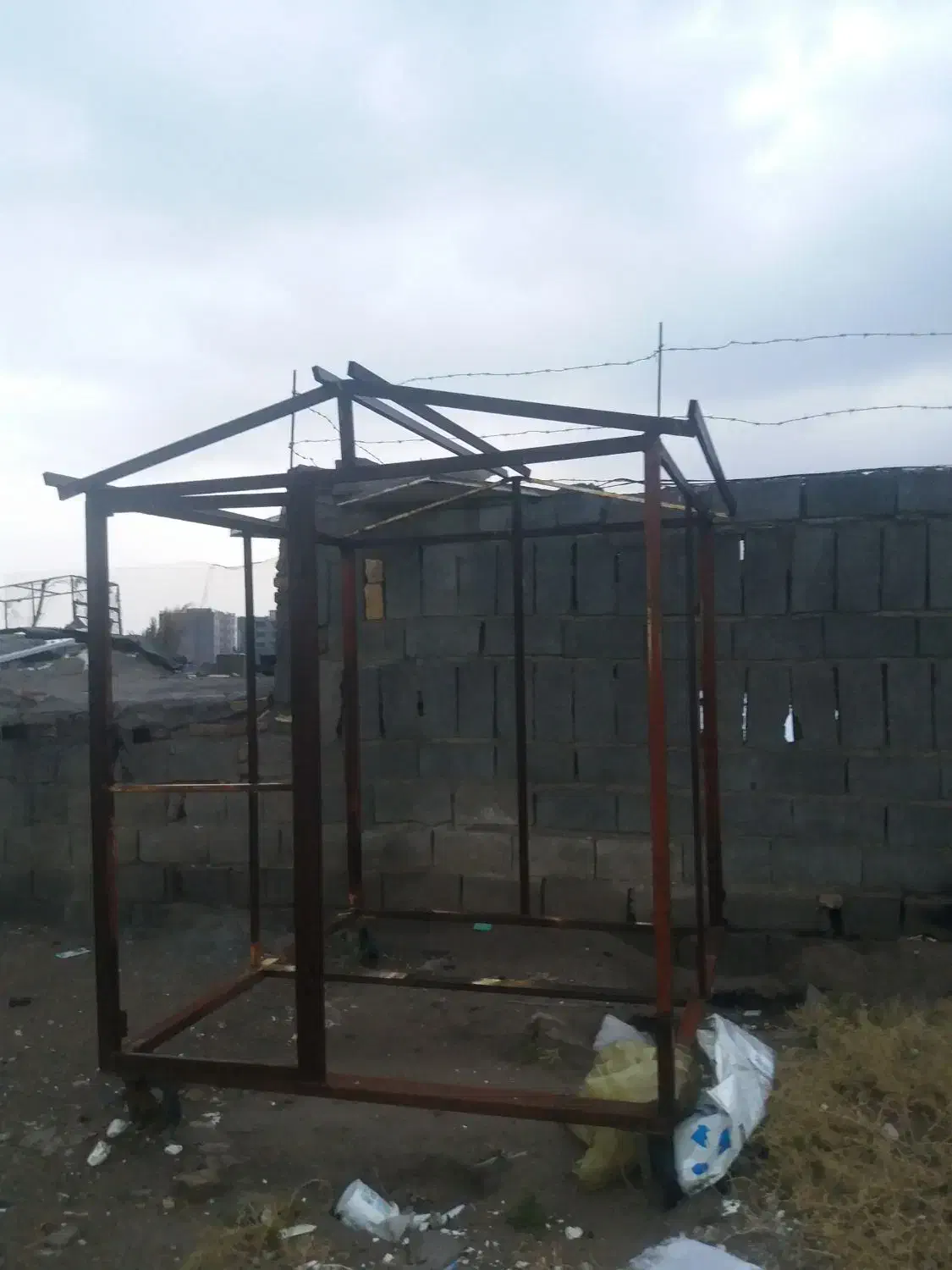 قفس|لوازم جانبی حیوانات|سیرجان, |دیوار