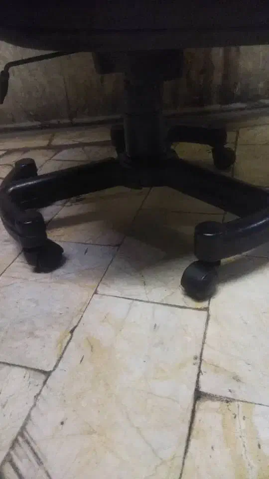 صندلی اداری ومدیریت|دفتر کار|تهران, فلسطین (میدان انقلاب)|دیوار