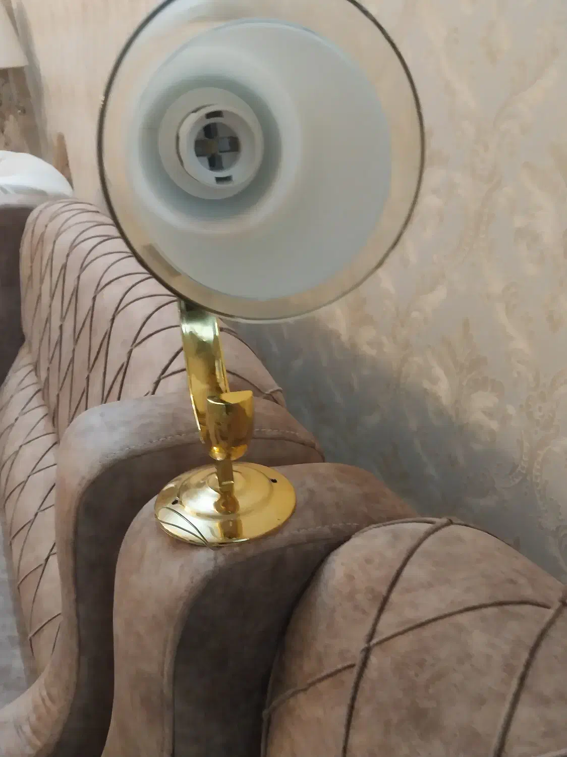 یک عدد لوستر تک شاخ و یک عدد لوستر آشپزخانه|لوستر و چراغ آویز|سراب, |دیوار