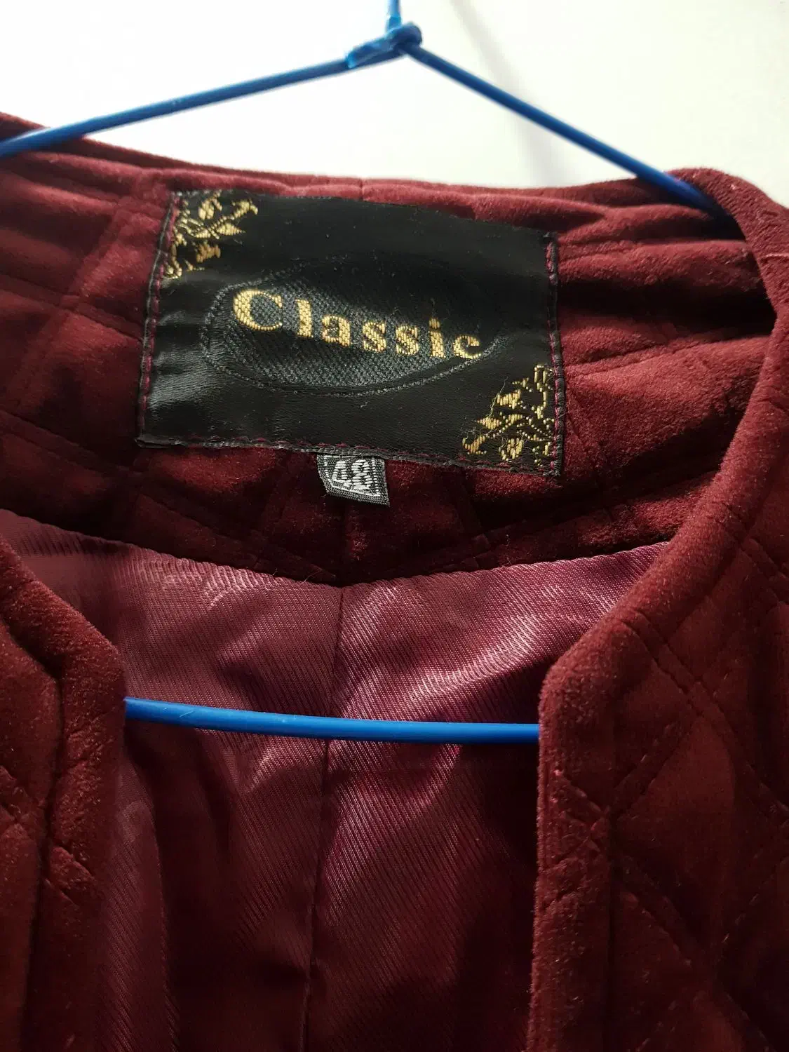 پالتو زنانه سایز ۴۸ مخمل زرشکی درحدنو|لباس|مشهد, زیرکن|دیوار