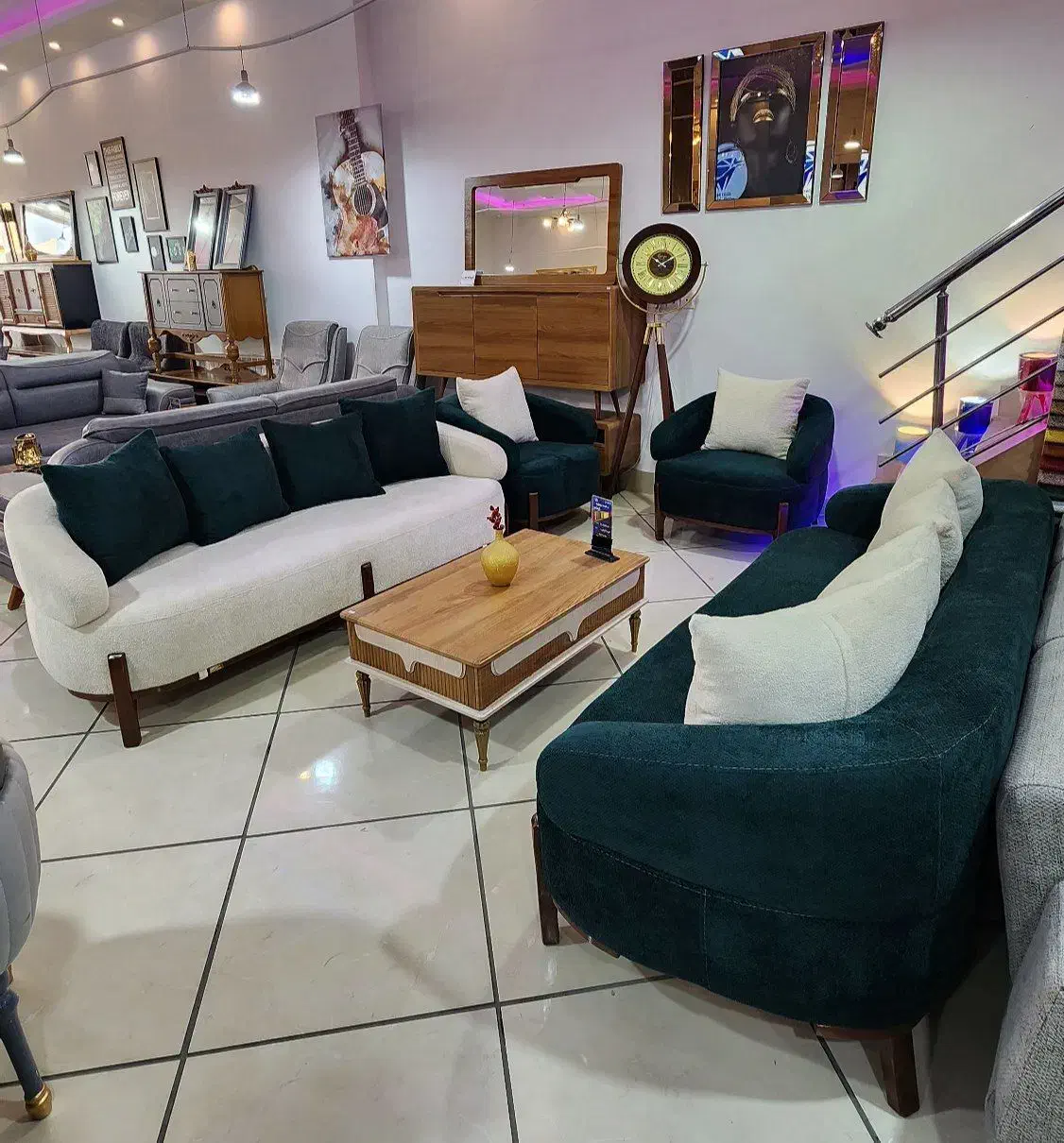 فروش مبلمان شیک و باکیفیت خانی مقدم|مبلمان خانگی و میز عسلی|قوچان, |دیوار