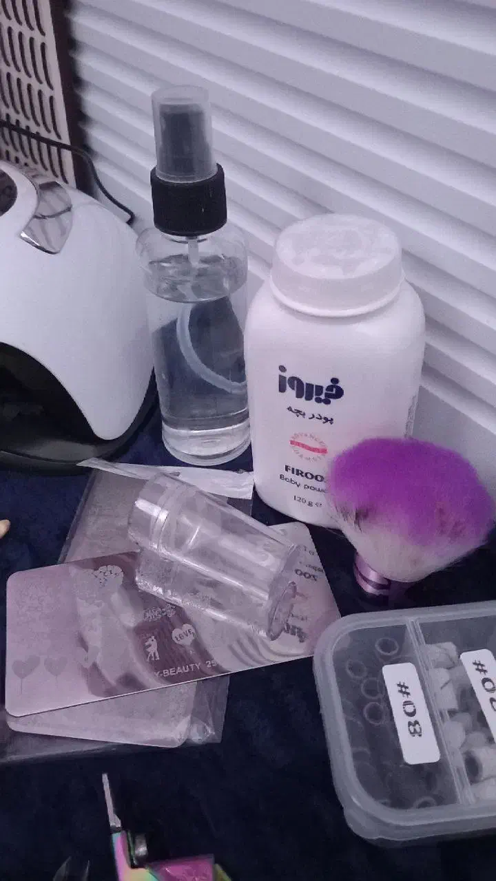 لوازم کاشت ناخن|آرایشی، بهداشتی، درمانی|صائین قلعه, |دیوار