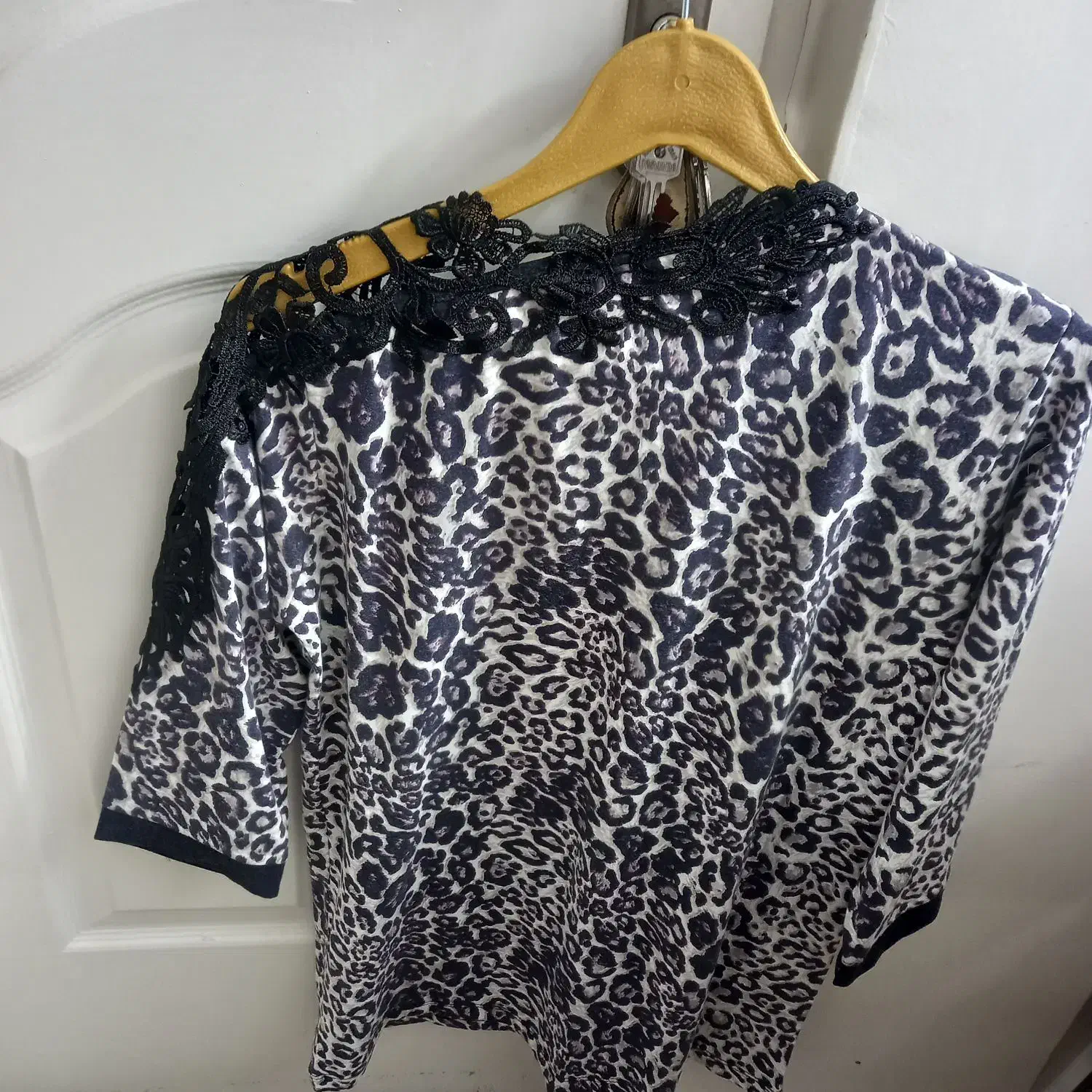 بلوز پلنگی سورمه ای|لباس|تهران, مینای شمالی (مخبر)|دیوار