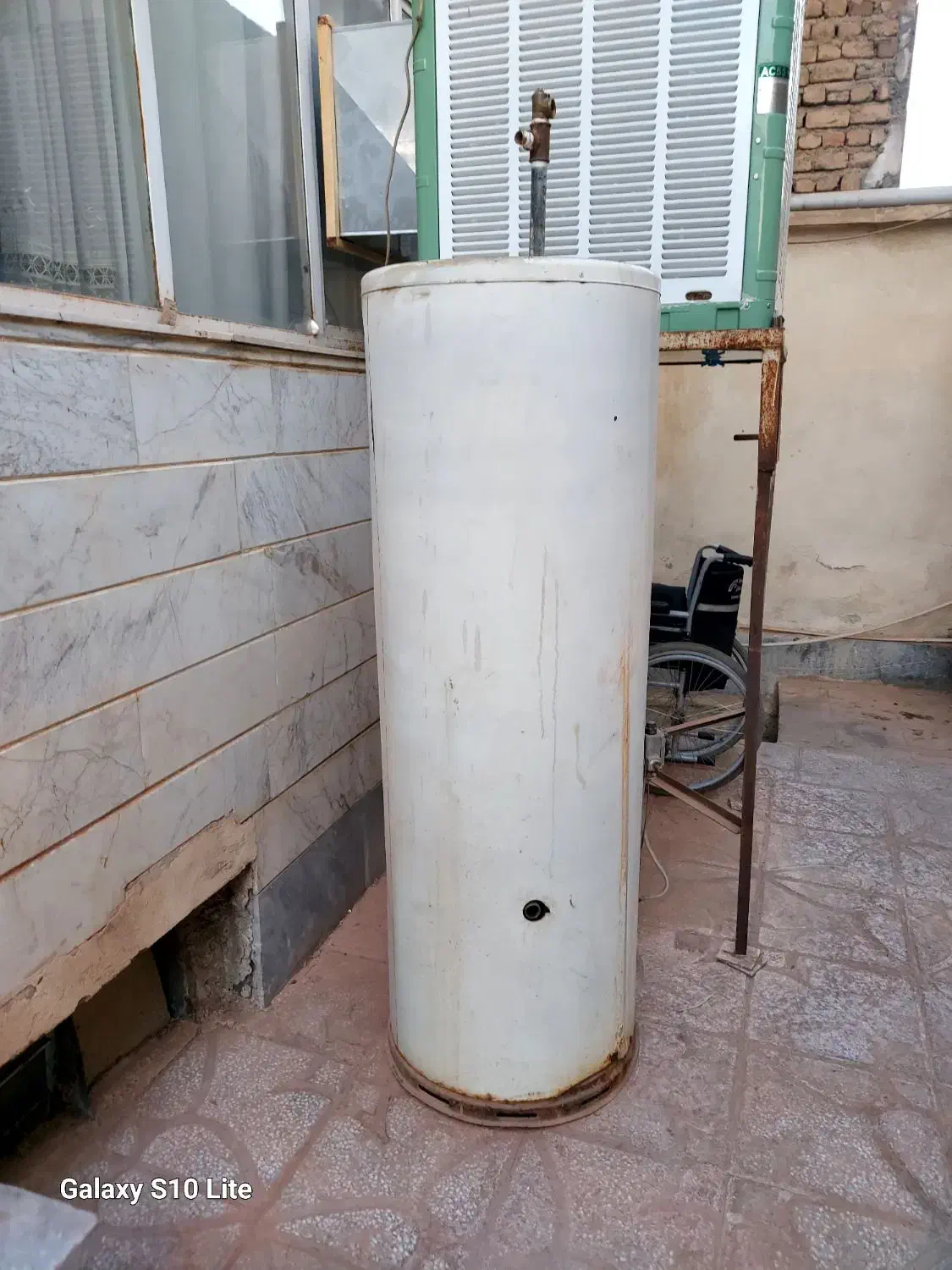 آبگرم کن ایستاده|آبگرمکن، پکیج، شوفاژ|ساوه, |دیوار