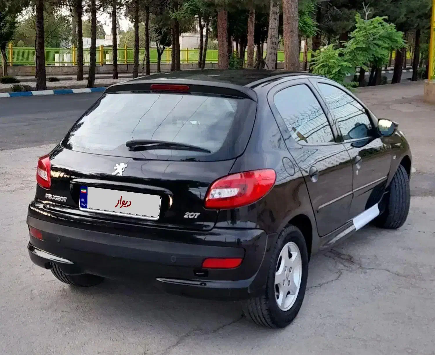 207 دنده سقف فلز مدل 99 بدون رنگ استثنائی|خودرو سواری و وانت|شاهین‌شهر, فردوسی|دیوار