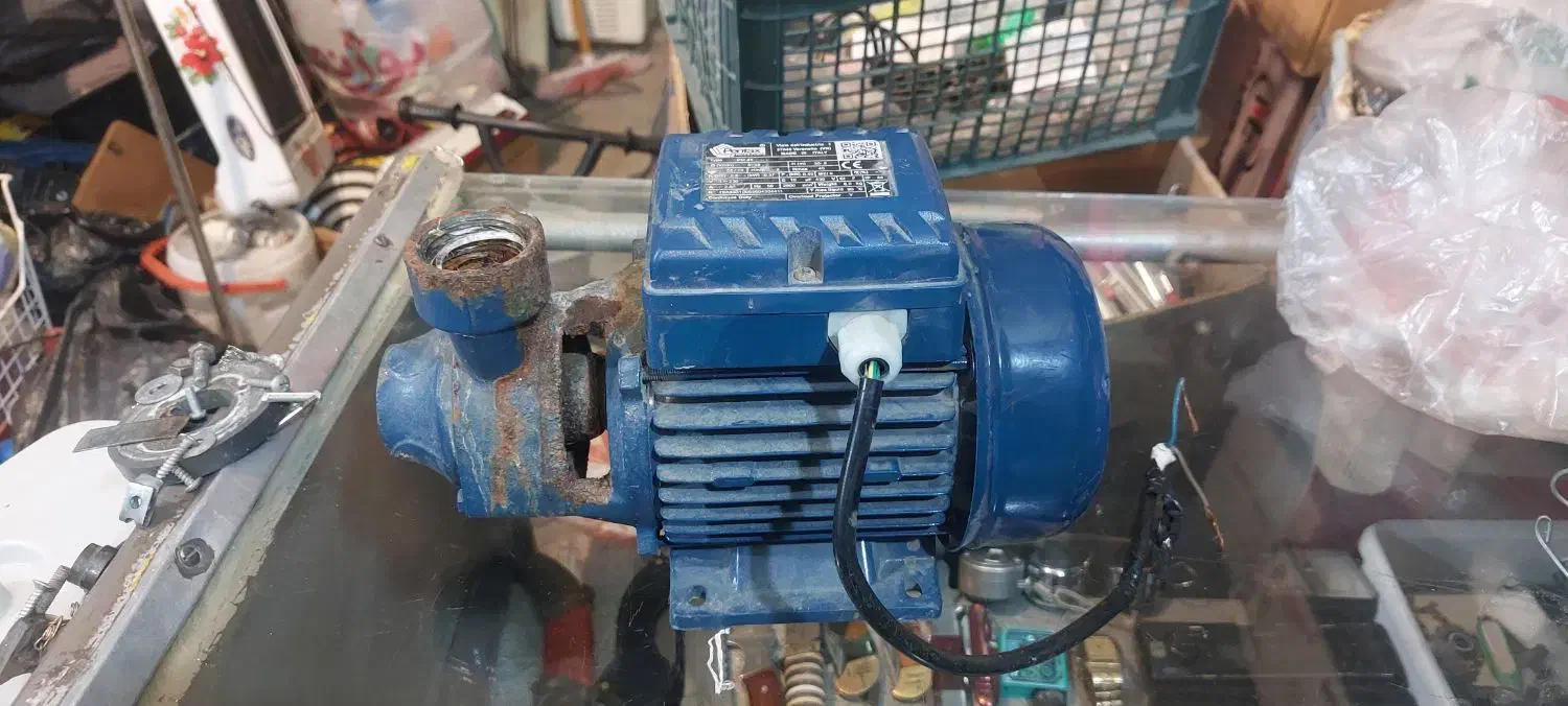 دوعددپمپ نیم اسب سالم روشن درکهریزک بهشت زهرا|مصالح و تجهیزات ساختمان|ری, شهید بهشتی|دیوار