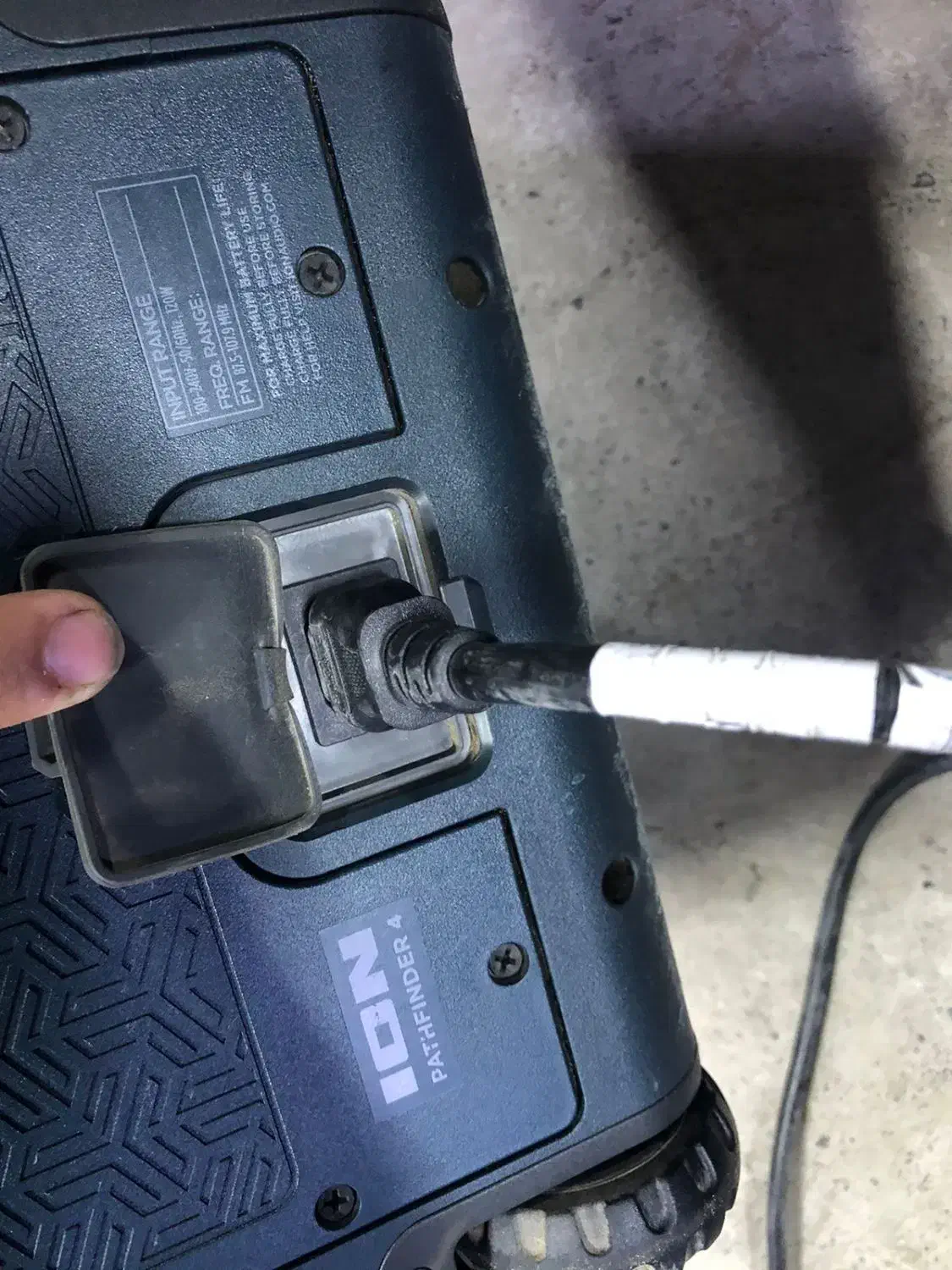 بلندگو قابل حمل بزرگ بلوتوثی و شارژی|پخش‌کننده همراه|تهران, میدان ولیعصر|دیوار