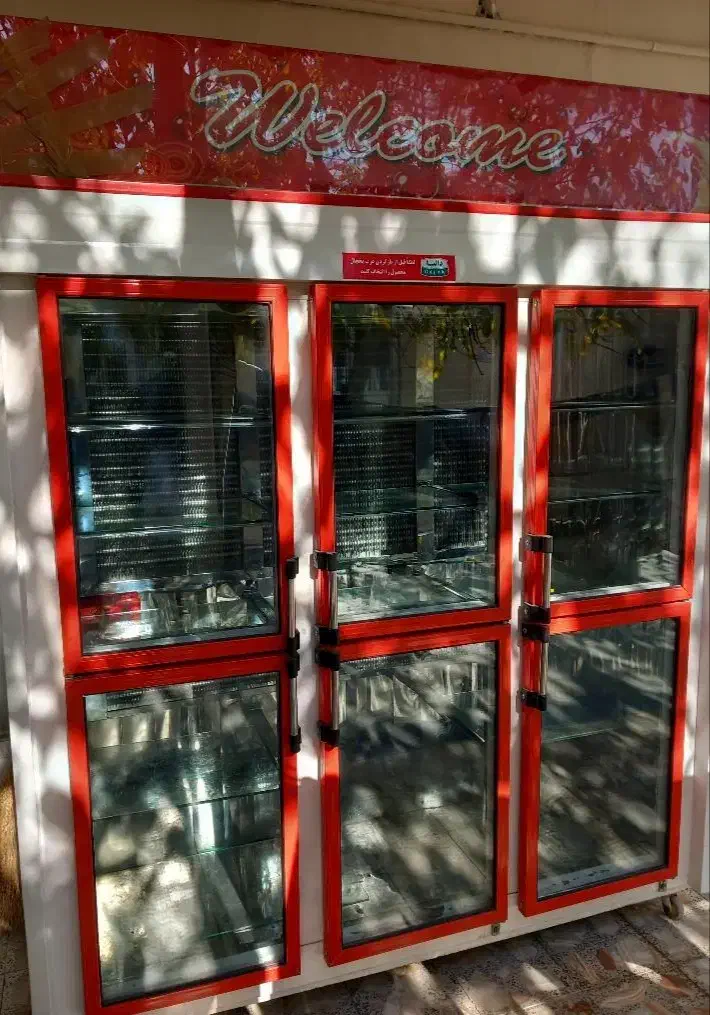 یخچال شش در.   در حد نو|فروشگاه و مغازه|فرخ‌شهر, |دیوار