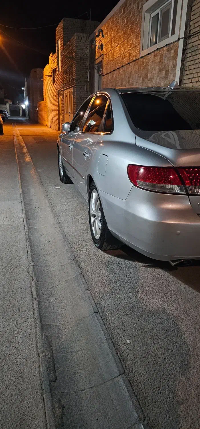 آزرا ۲۰۰۷ خیلی تمیز و ویژه مصرف کننده واقعی|خودرو سواری و وانت|بافق, |دیوار