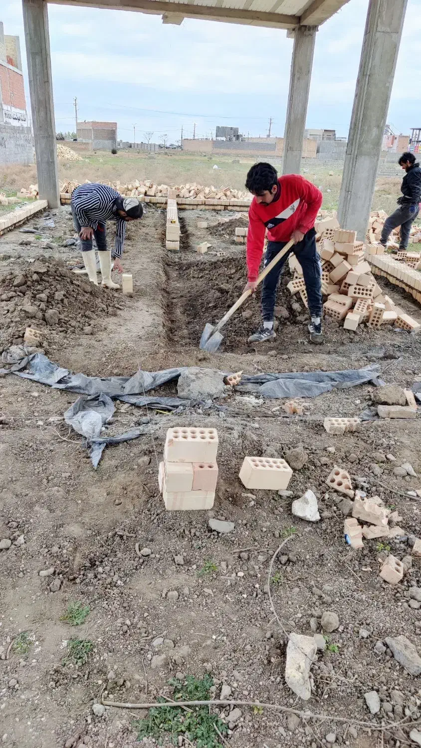 کارگر جهت کارزیردست بنا|استخدام معماری، عمران و ساختمانی|آزادشهر, |دیوار