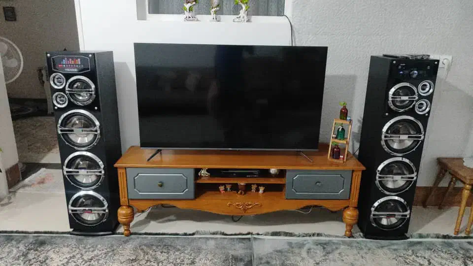 ست میز تی وی و جاکفشی و اینه کنسول درحدنو|میز تلویزیون|فسا, |دیوار