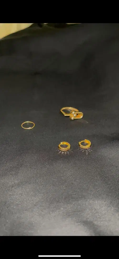 طلا ۷۰ بالا تابلو|جواهرات|تهران, تهرانپارس شرقی|دیوار