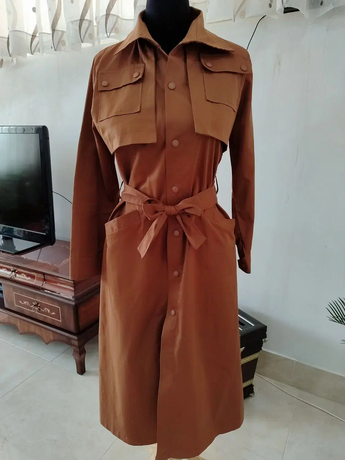 بارونی نوی نوسایز 42|لباس|تربتحیدریه, پیشکوه|دیوار