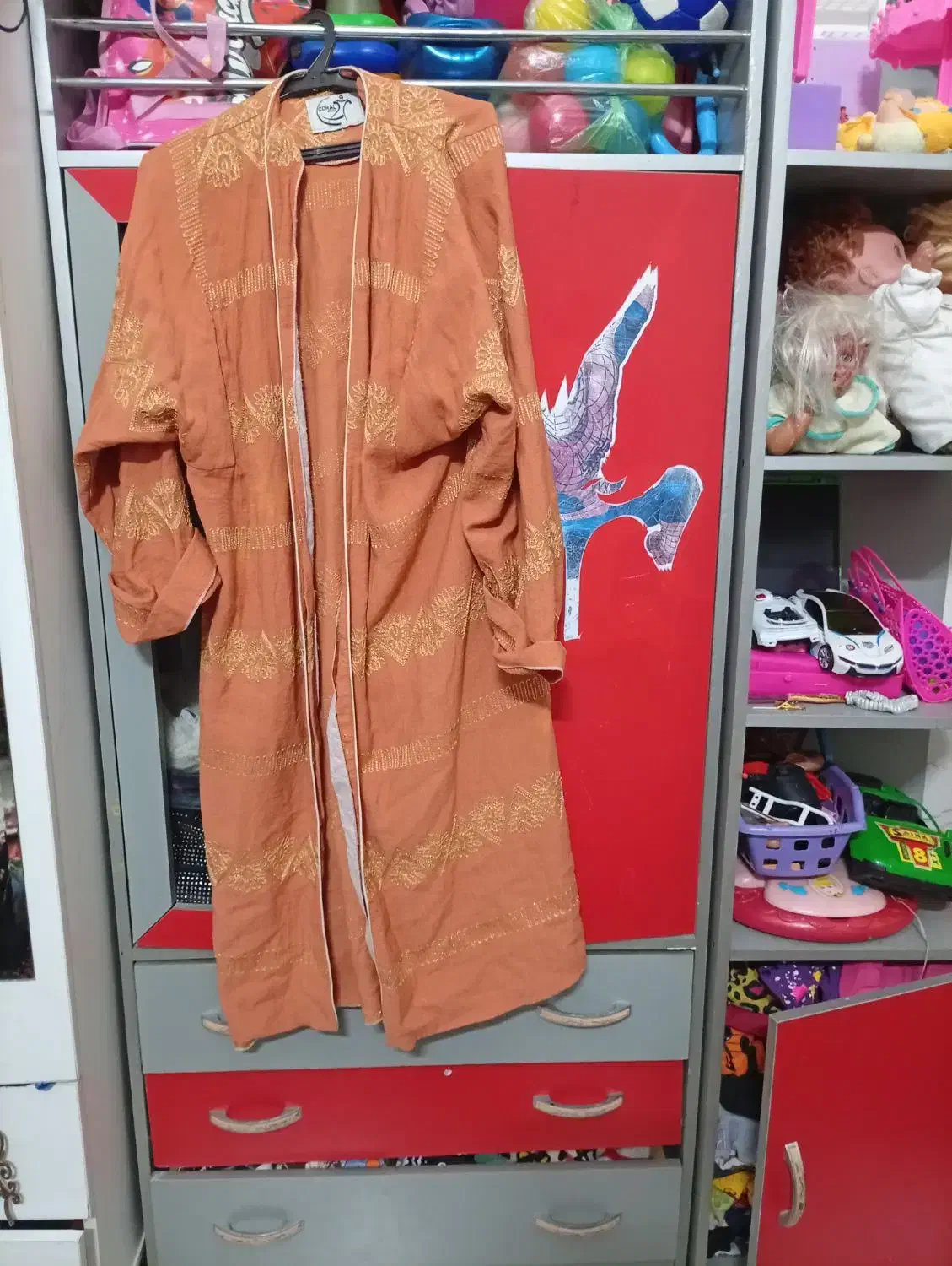 مانتو|لباس|نیشابور, فردوسی جنوبی|دیوار