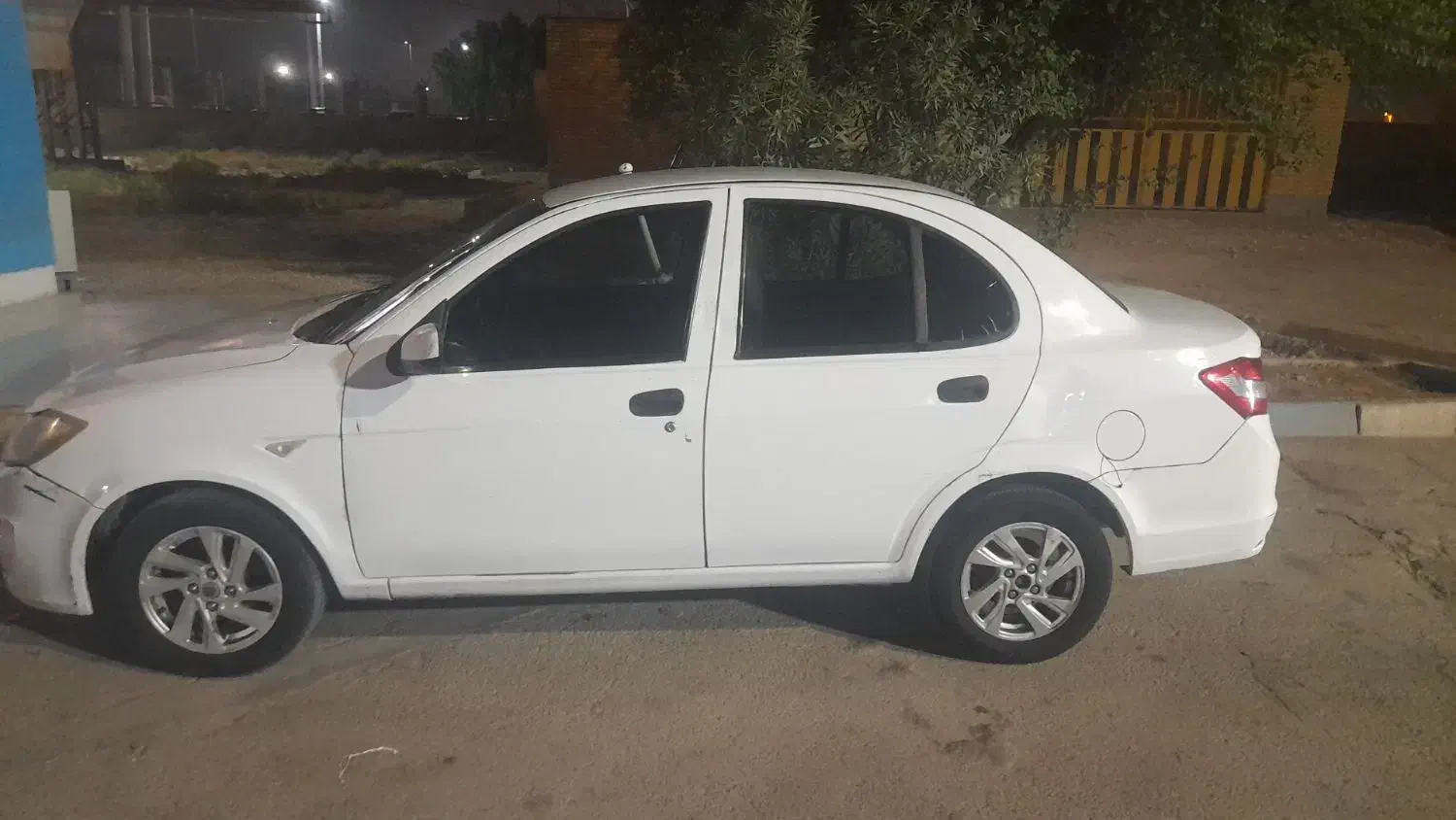 خودروی سایینا|خودرو سواری و وانت|خرمشهر, |دیوار