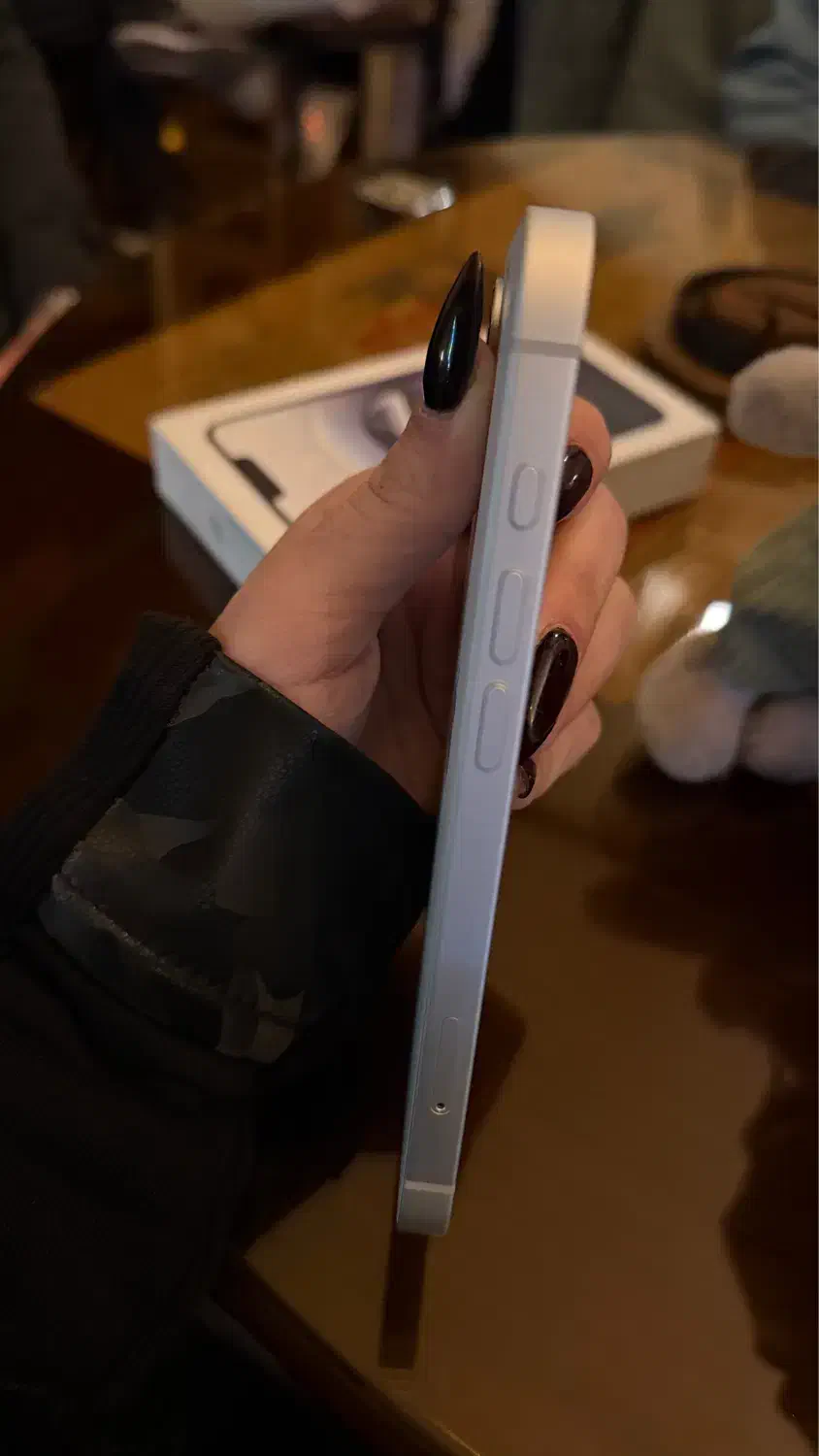 آیفون ۱۶e نو نو|موبایل|تهران, فدک|دیوار