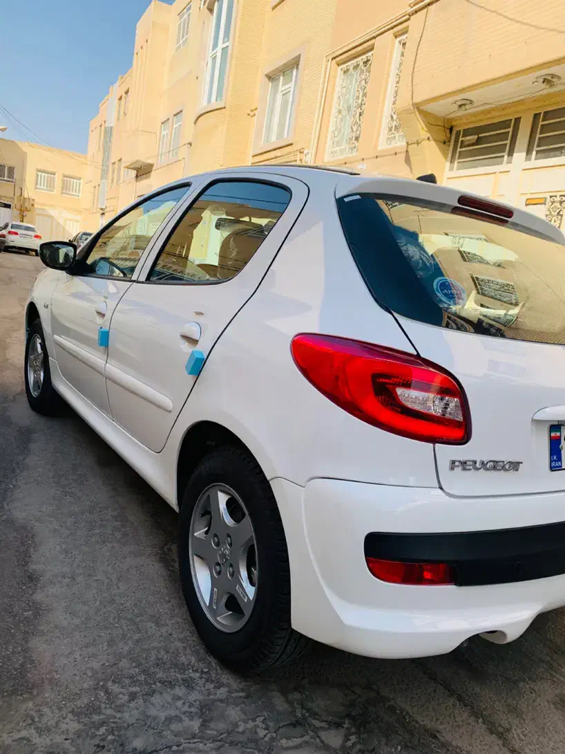 ۲۰۷ اتومات سقف شیشه ای tu5پلاس مدل ۱۴۰۴|خودرو سواری و وانت|یزد, |دیوار