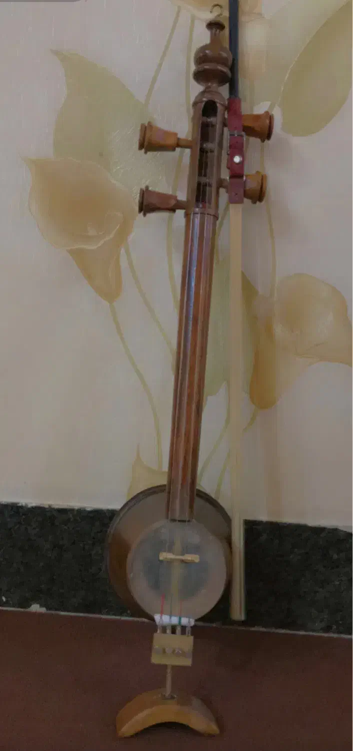 کمانچه پشت باز خوش صدا خوش رنگ|سازهای سنتی|خرمآباد, |دیوار