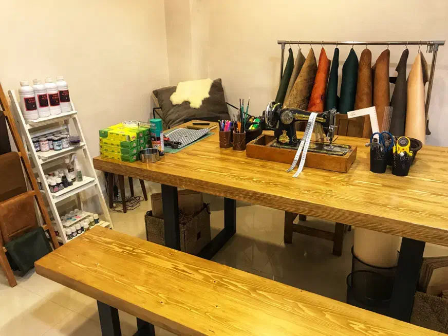 میز و نیمکت چوبی|صندلی و نیمکت|برازجان, |دیوار