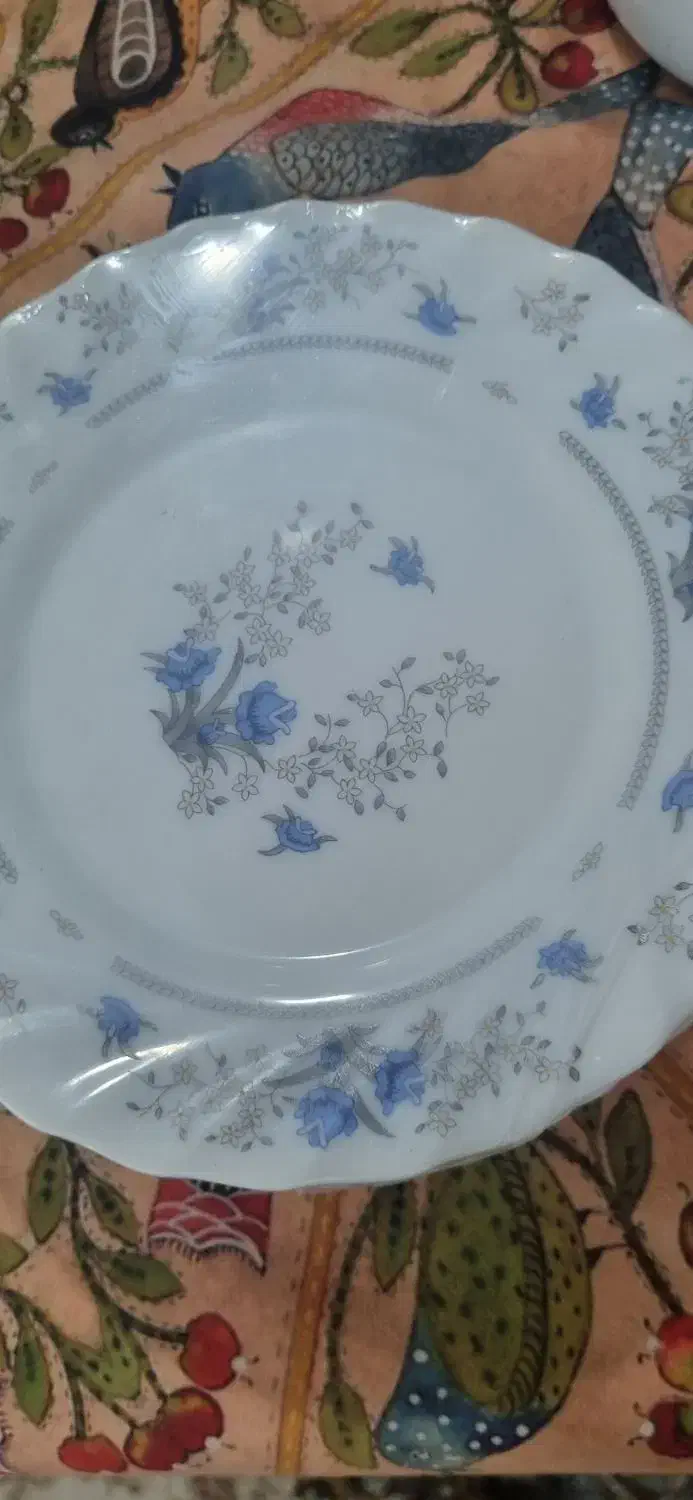 یک‌دست پیش دستی نو|ظروف سرو و پذیرایی|قم, امامزاده ابراهیم|دیوار