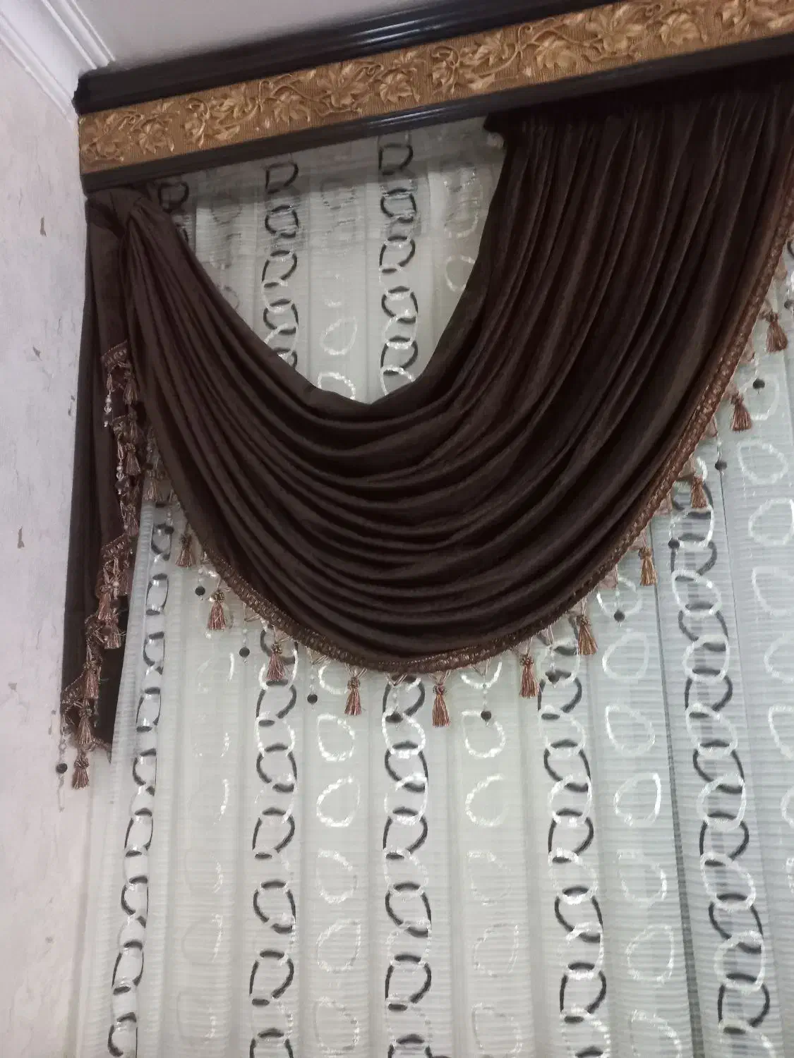 پرده سالن همراه با والان|پرده، رانر، رومیزی|شوش, |دیوار