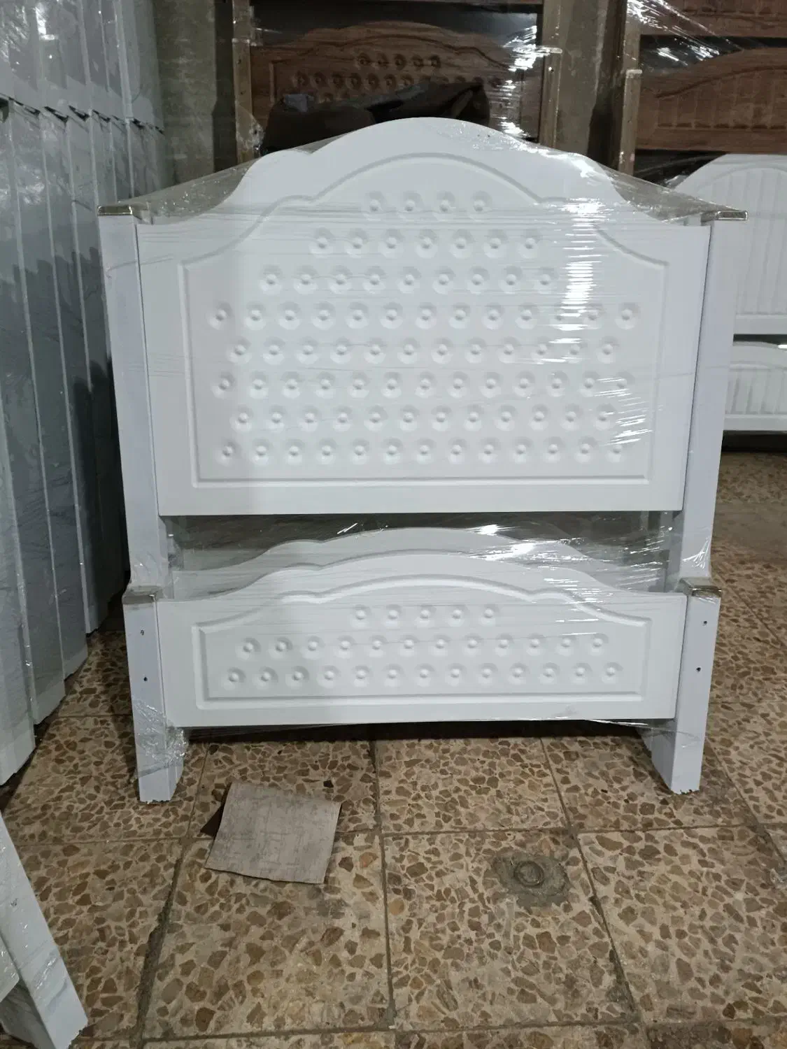 تخت و تشک قربانی|تخت و سرویس خواب|شوط, |دیوار