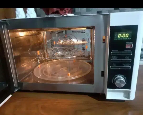 ماکروویو ۳۰ لیتری کروپ|اجاق گاز و لوازم برقی پختوپز|چهارباغ, |دیوار