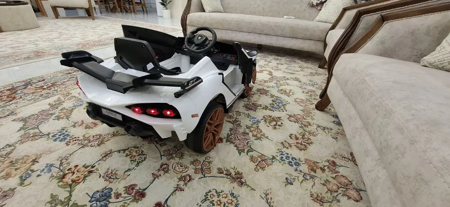 ماشین شارژی نو لامبورگینی|اسباببازی|بندر انزلی, ساحل قو|دیوار