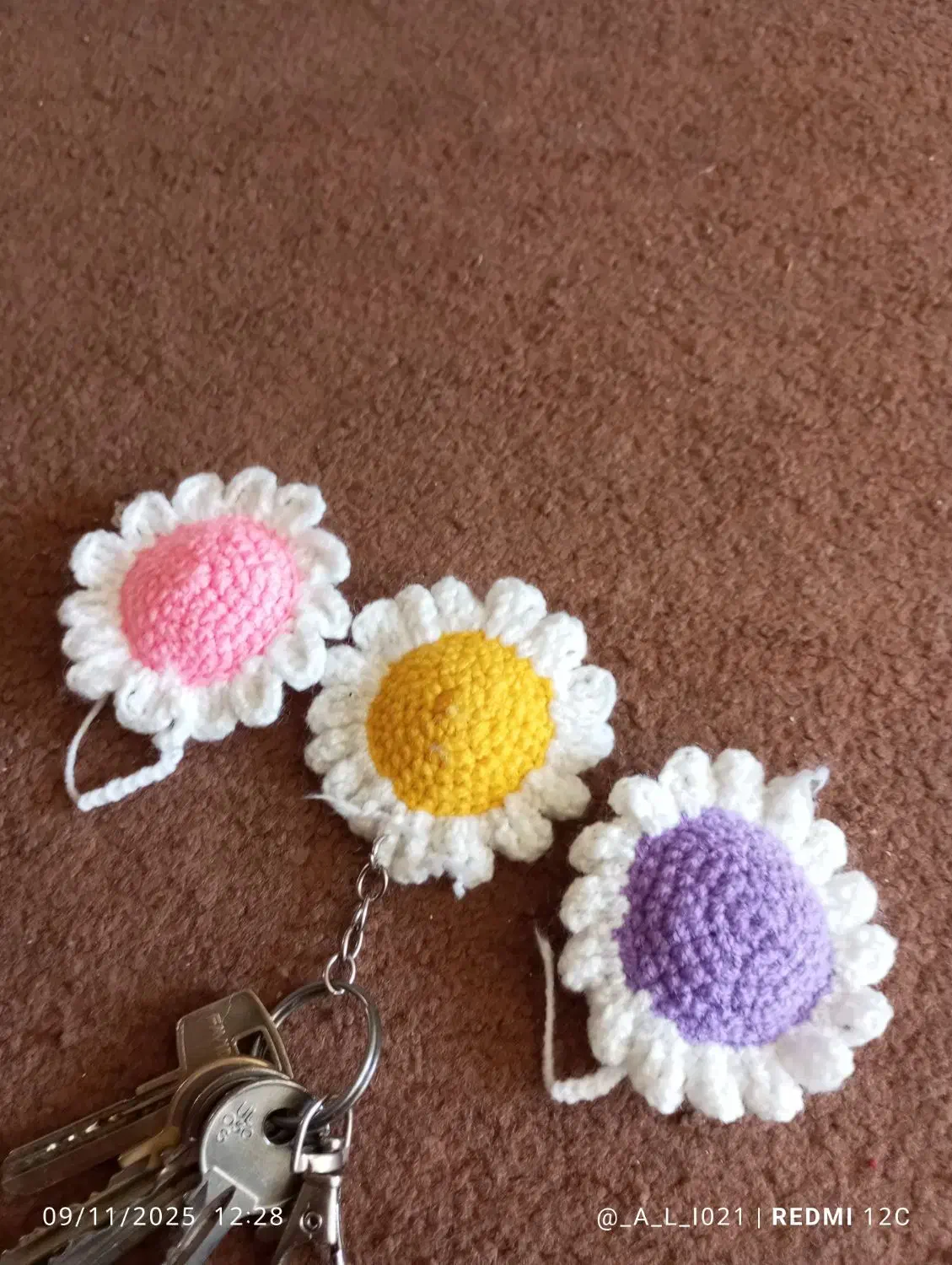 دم سوییچی طرح بابونه|صنایع دستی و سایر لوازم تزئینی|ایلام, |دیوار