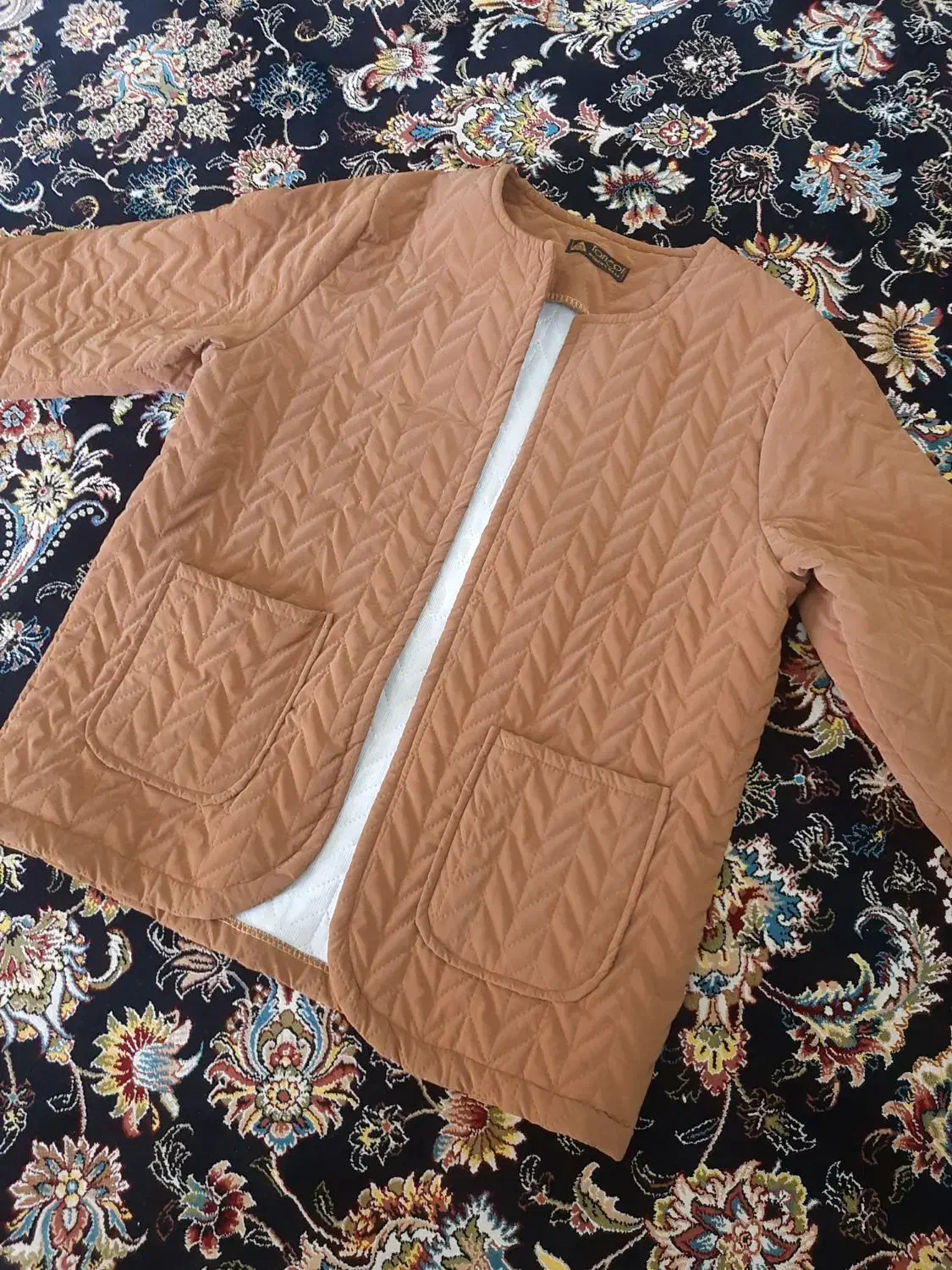 بارونی پاییزه|لباس|ایذه, |دیوار