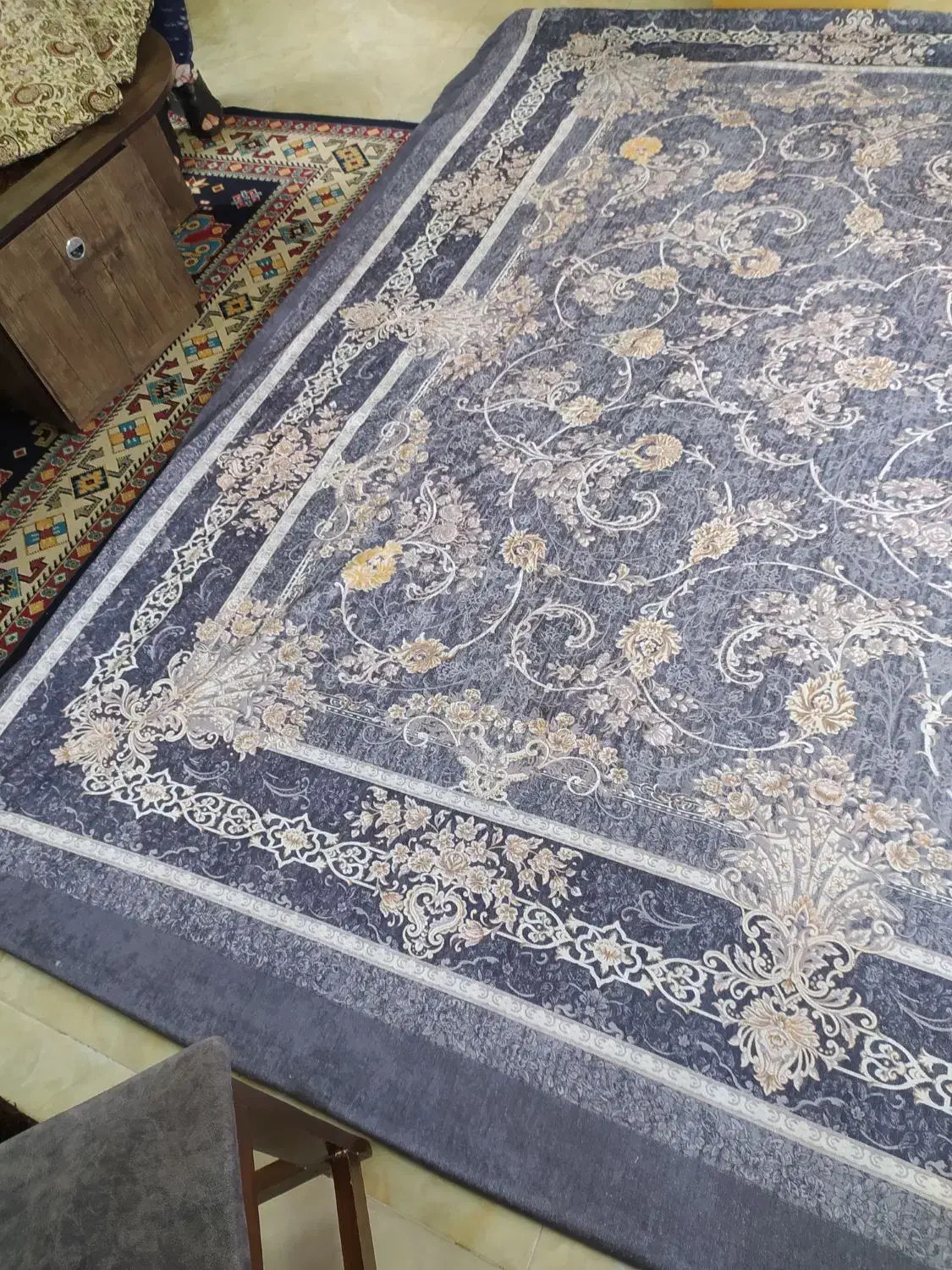 روفرشی کش دار|روفرشی|رشت, نظری|دیوار