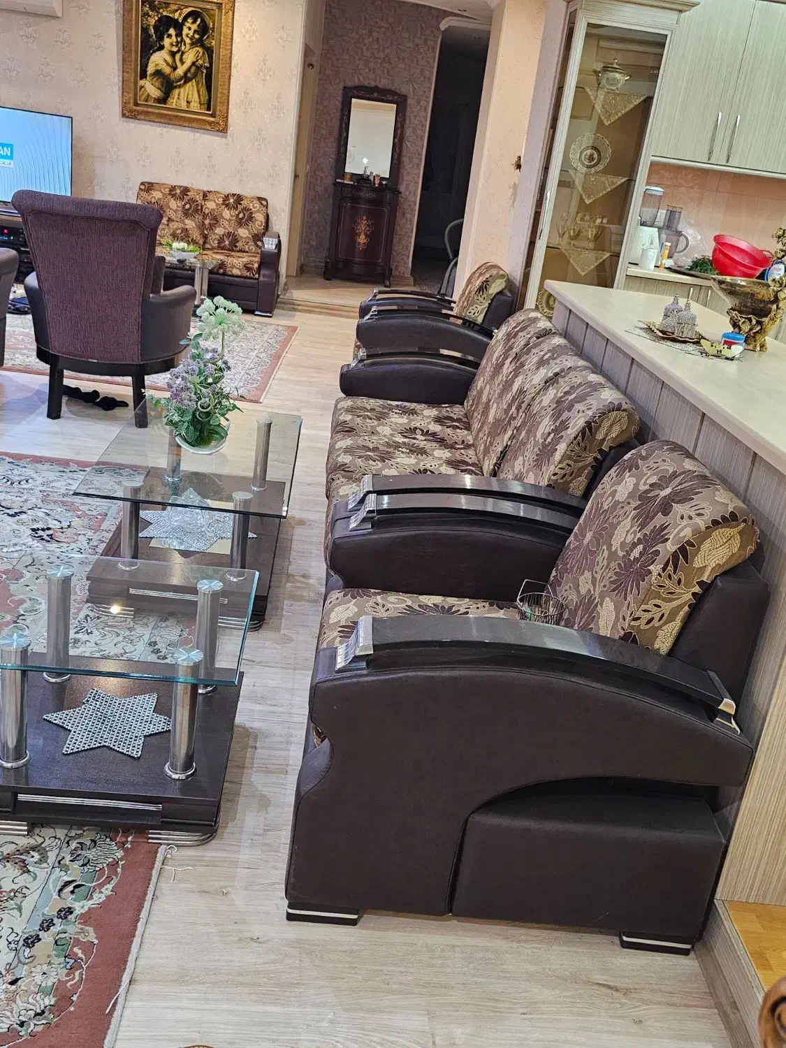 مبل ۷ نفره  با ۳ تا جلو مبلی|مبلمان خانگی و میز عسلی|تبریز, |دیوار